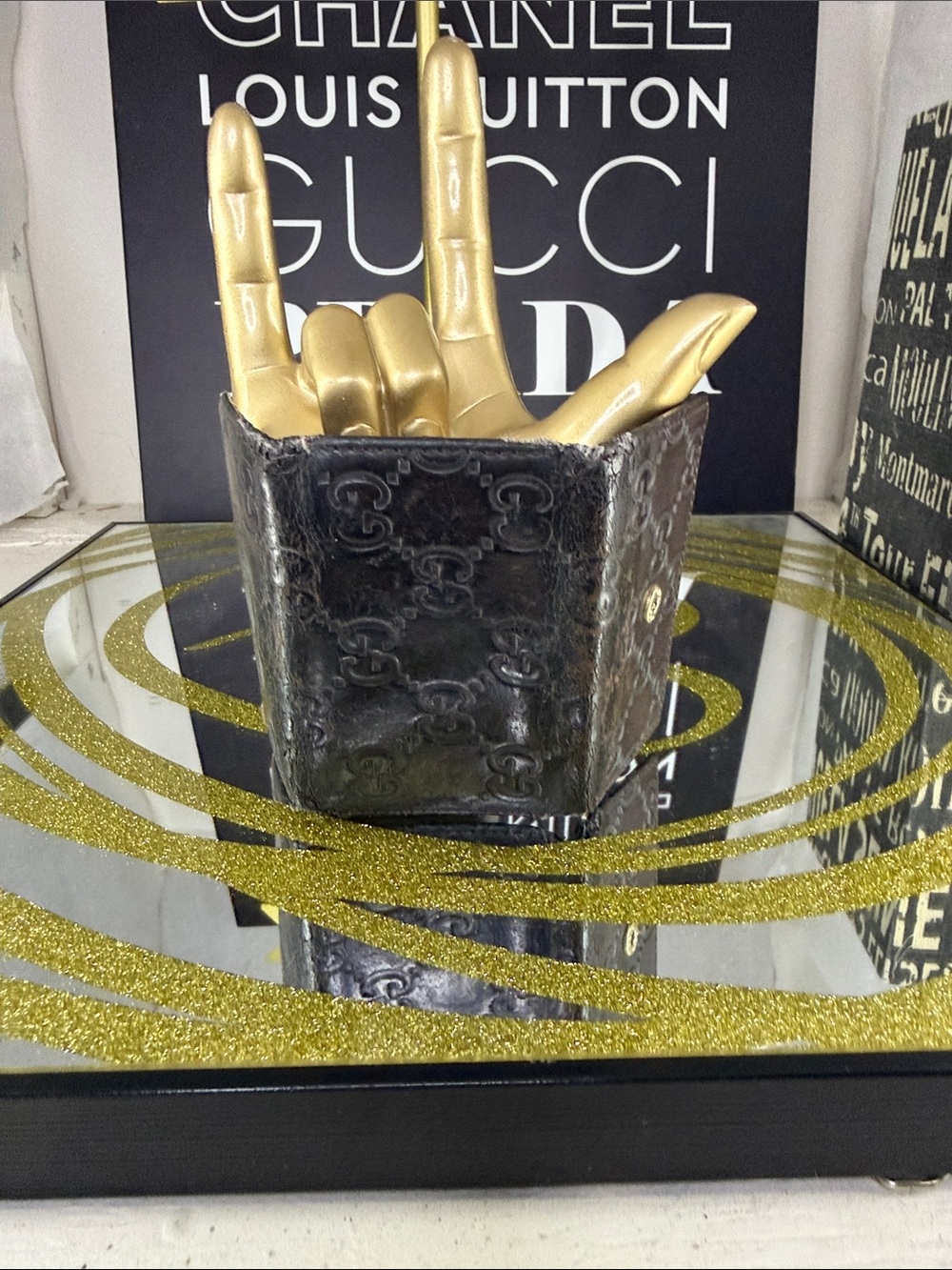 Gucci Black Embossed Monogram Leather Trifold Wallet - Picture 5 of 7
